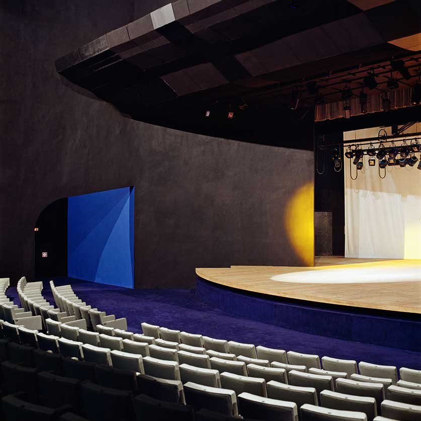 Projeto de arquitetura do Teatro Estadual de Araras