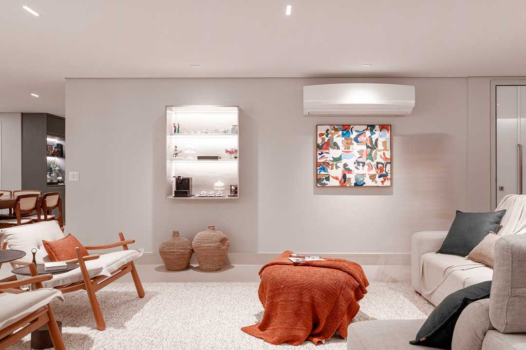 Capa Laccas Idélli: personalidade ilustrada em cada centímetro